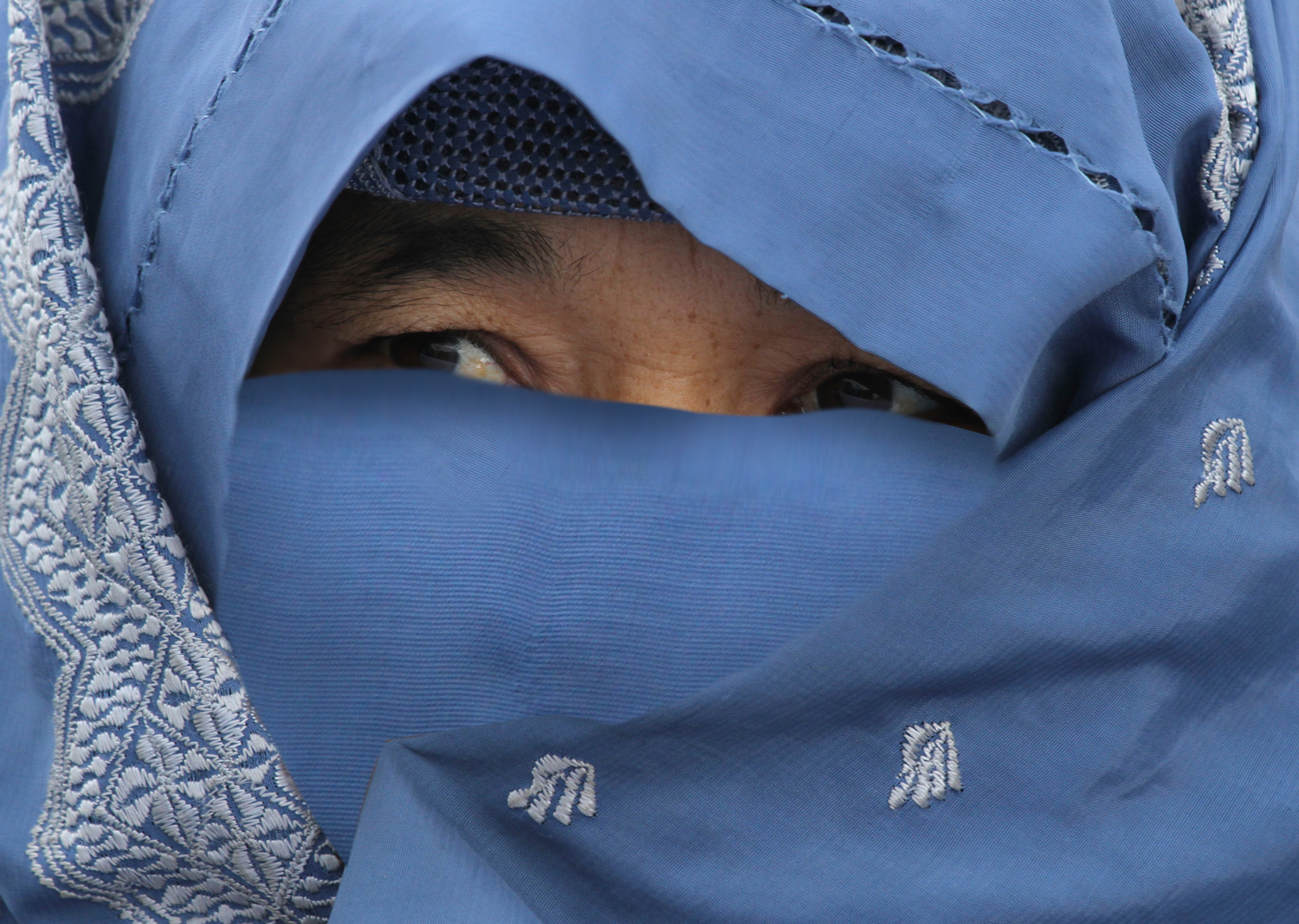 blue scarf